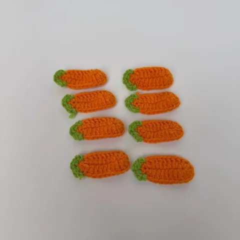 Handmade Crochet Woolen Yarn Carrot Patch Flat Knit Carrot For DIY Hair Clips Clothing Accessories Versatile Craft Ornament
