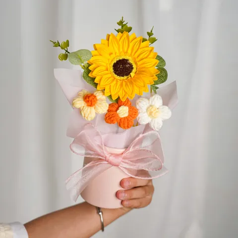 Handmade Crochet Sunflower Bouquet In Pink Hug Bucket Everlasting Knitted Flower Set With Tote Bag For Teacher Graduation Gift Home Decor