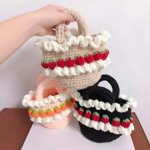 Schattige Handgeweven Katoenen Gehaakte Aardbeientaart Handtas Bloemen Kant Mini Picknickmand Voor Vrouwen Zoete Dagelijkse Tas