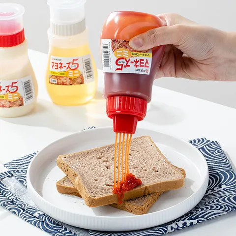 Japanese Style Plastic Squeeze Bottle Multi Hole Dispenser Container For Sauce Mayonnaise Salad Dressing Kitchen Gadget