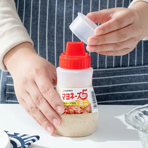Japanese Style Plastic Squeeze Bottle Multi Hole Dispenser Container For Sauce Mayonnaise Salad Dressing Kitchen Gadget
