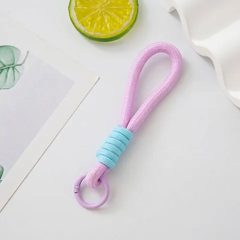 Llavero de Cuerda Tejida en Contraste de Color Anudado a Mano de Estilo Ins Correa de Teléfono para Accesorio de Muñeca de Peluche