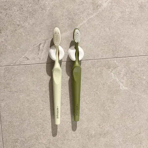 Punch-Free Suction Cup Toothbrush Holder Wall Mounted Bathroom Mirror Seamless Razor Storage Hook Stand Organizer
