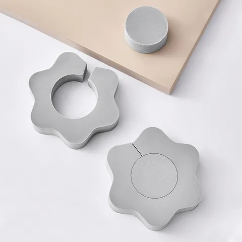 Flower Shape Faucet Absorbent Sponge PVA Quick Dry Anti-Limescale Cleaning Scrub For Kitchen Sink Bathroom Basin Grey Flower Sponge