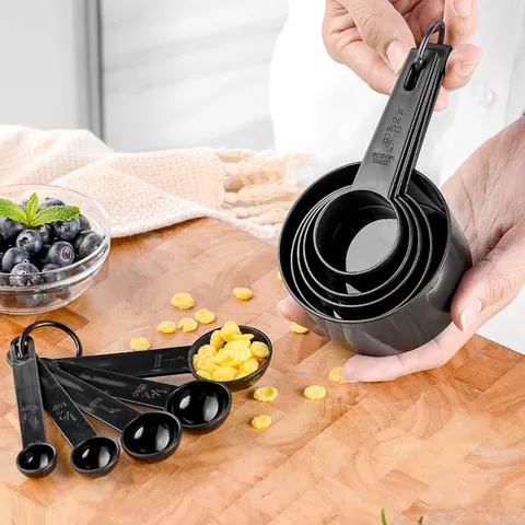 Minimalistisch PP Plastic Baken Maatbekers En Maatlepels Set Effen Kleur Mat Spuitgegoten Culinair Gereedschap Set Voor Dagelijkse Keuken