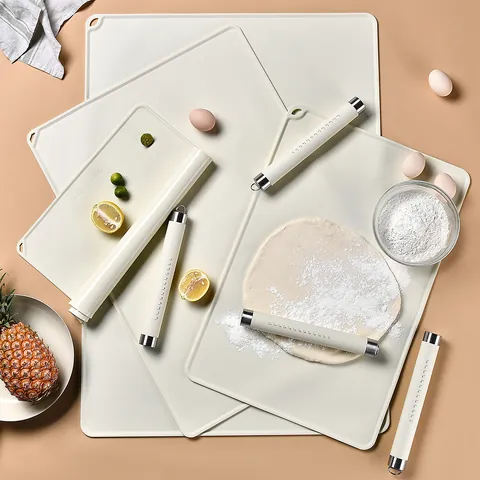 Tapete de Amasado de Silicona de Grado Alimenticio Engrosado Tapete de Repostería Antideslizante Con Escala de Medición Blanco Crema para Cocina