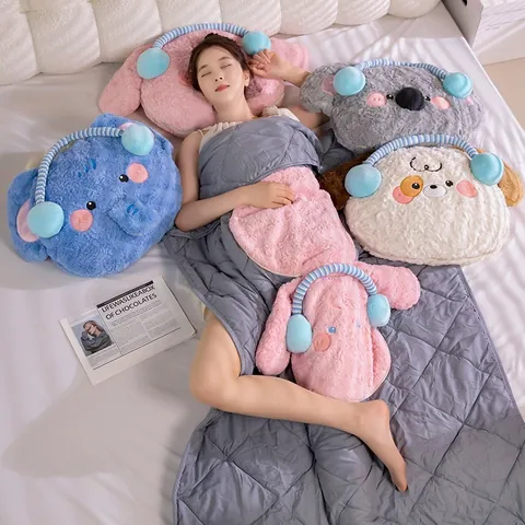 Linda Almohada Manta 2-en-1 de Peluche de Animal con Auriculares Manta de Verano Acolchada Bordada para Coche Oficina Hogar