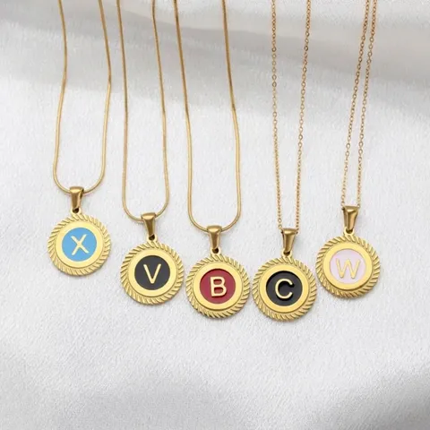 Stainless Steel Round Alphabet Pendant Enamel English Letter Charms Lace Border Coin Pendant Necklace For Bracelet Earrings Jewelry Making Accessories