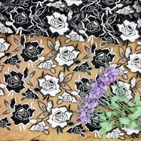 Vintage Elegant Polyester Two-Tone Rose Floral Embroidered Fabric Mesh Base Water-Soluble Lace For Wedding Dress Stage Gown Sewing