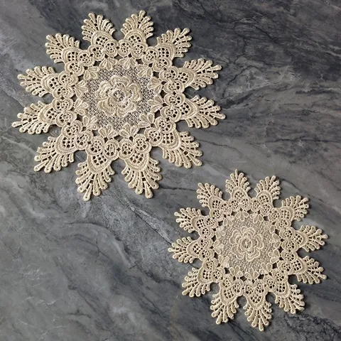 Retro Lace Embroidered Hollow Out Coaster Beige Floral Table Mat French Vintage Heat Insulated Cup Pad Home Decor Props