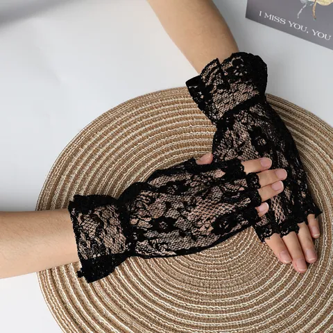 Women's Short Lace Half-Finger Gloves With Ruffles Elegant Floral Mesh Bridal Wedding Accessories Party Dress Gloves
