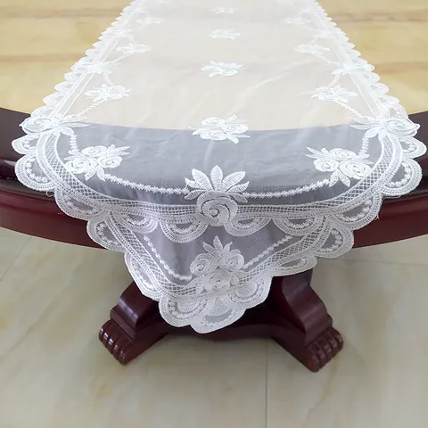 Vintage White Lace Table Runner Water Soluble Rose Embroidery Hollow Out Polyester Scalloped Tablecloth For Dining Room Decor