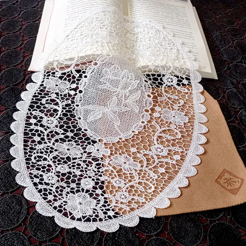 Vintage Ovaal Kant Onderzetter Opengewerkte Bloemen Borduurwerk Synthetische Vezel Tafelmat Elegant Franse Stijl Decoratief Kleedje Voor Banket Thuis Bruiloft