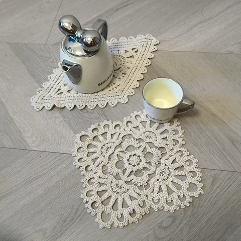 Vintage Cotton Hollow Out Lace Table Mat Crochet Embroidery Coaster For Home Decoration Photography Prop Retro Style Beige