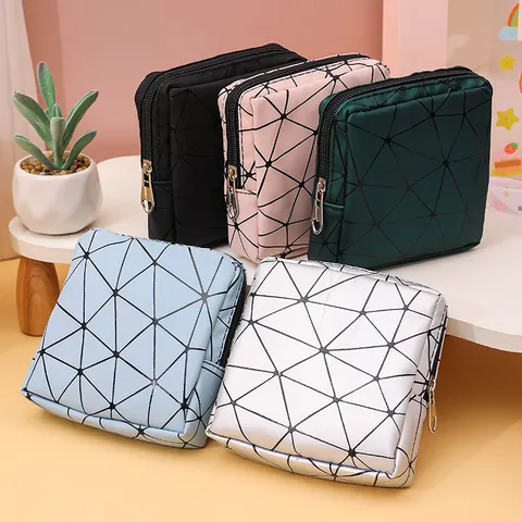 Tragbare Geometrische Dreieck Damenbinden Aufbewahrungstasche PU Leder Menstruationstasche Kleiner Make-up Organizer Reise Tasche Frauen