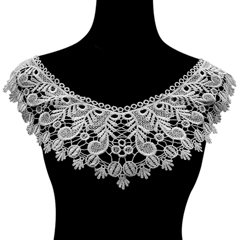 Elegant Embroidered Water-Soluble Lace False Collar Vintage Floral Cutout Apparel Trim Dress DIY Craft Patch Sewing Accessory For Women