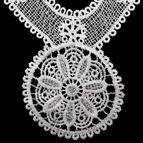 White Water Soluble Lace Collar Flower Embroidered Applique 3D Hollow Embroidery Fake Collar DIY Sewing Craft Accessory For Women Apparel Decor