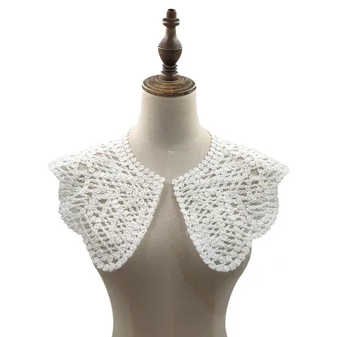 Vintage White Embroidered Lace Fake Collar Hollow Out Floral Shawl Detachable Collar DIY Clothing Accessory For Women