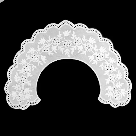 Women Vintage Embroidered Eyelet Detachable Collar Elegant Milk Silk Water Soluble Lace False Collar Decorative Scalloped Capelet