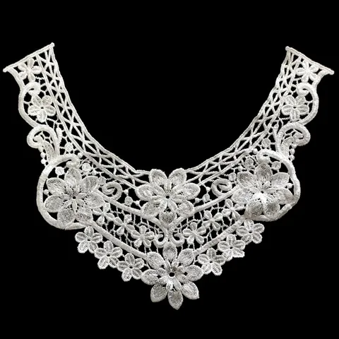 Elegant White Embroidered Lace False Collar With Sequins Floral Water Soluble Sew On Applique Patches For Women Wedding Dress Garment Accessories