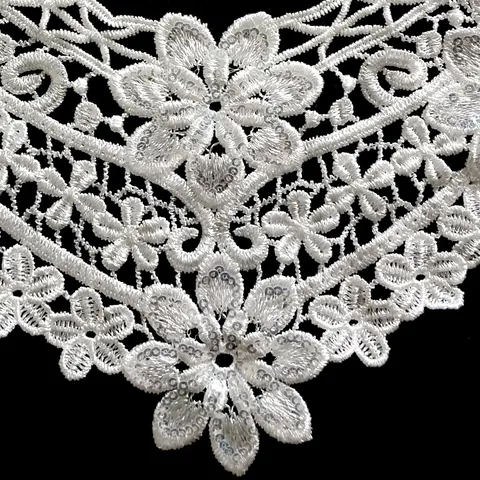 Elegant White Embroidered Lace False Collar With Sequins Floral Water Soluble Sew On Applique Patches For Women Wedding Dress Garment Accessories