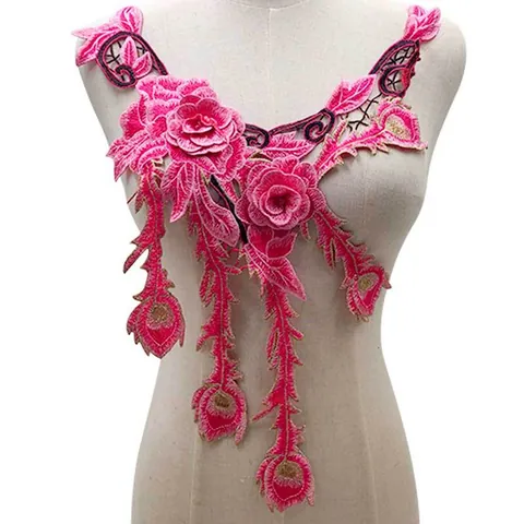 Stile Etnico 3D Fiore Ricamato Pizzo Idrosolubile Finto Colletto Svuotato Rosa Piuma di Pavone Floreale Applicazione per Vestito da Donna Fai da Te Decorazione Abbigliamento Bordo