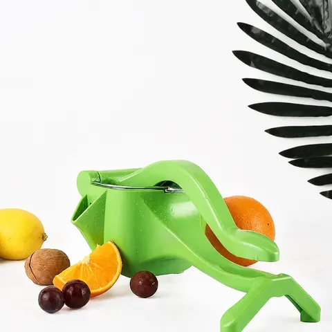 Green Manual Plastic Fruit Juicer Hand Press Lemon Orange Squeezer Household Portable Kitchen Citrus Press Juicing Tool