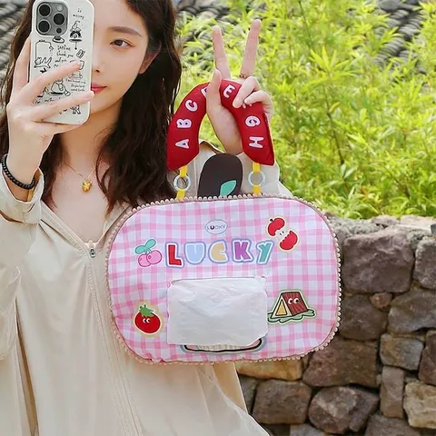 Hanging Car Tissue Bag Oxford Cloth Plaid Cartoon Apple Pattern Portable Large Capacity Auto Seat Back Tissue Box Cover Home Decor