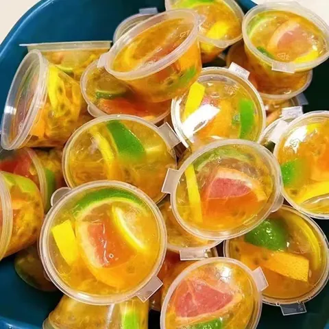 Disposable DIY Ice Cube Mold With Lids Portable Plastic Mini Portion Cups For Freezer Home Kitchen Multi-Function
