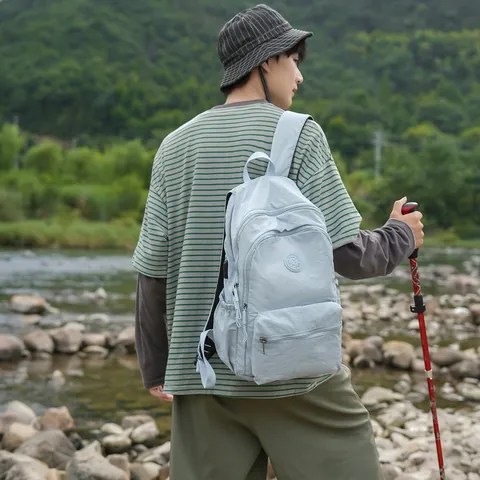 Mode Damen Nylon Rucksack Leicht Wasserdicht Outdoor Reise Rucksack Koreanischer Stil Große Kapazität Lässiger Daypack Zum Wandern