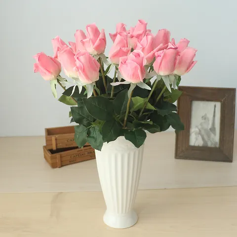 High Simulation Moist Feel Rose Bud Single Stem Coated Fabric Artificial Rose For Home Decor Wedding Hand Bouquet Decoration
