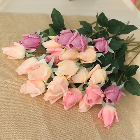 High Simulation Artificial Rose Flower Bud Single Moisturizing Silk Rose Home Decorative Floral Ornament