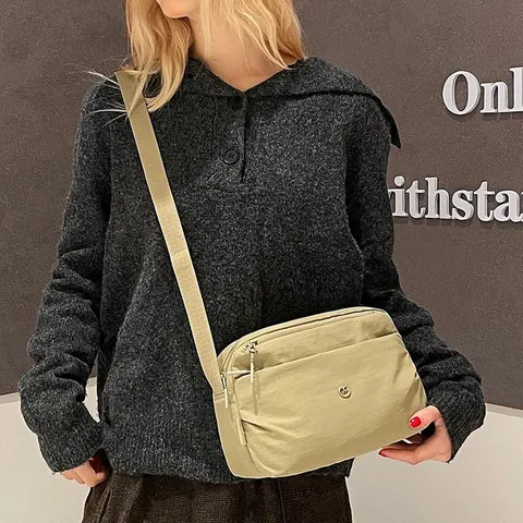 Borsa a Tracolla da Donna in Nylon alla Moda Grande Capacità Impermeabile Leggera Borsa a Spalla Casual Tinta Unita per Viaggio Quotidiano