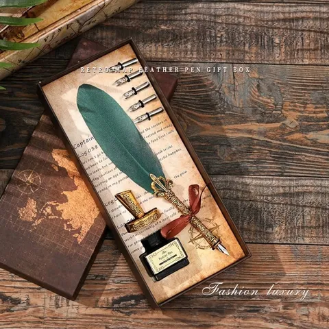 Penna di Piuma Vintage Inchiostro Pennini di Ricambio Supporto Scatola Regalo Retro Calligrafia Penna d'Oca Kit di Cancelleria
