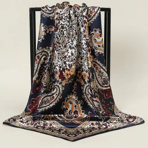 Westerse Mode Satijn Polyester Vierkante Sjaal Retro Paisley Slangenprint Hoofddoek Elegant Glad Zijdeachtig Grote Bandana Dames