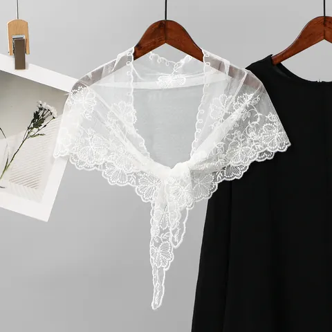 Koreanischer Stil Polyester Blumen Gestickt Spitze Netzgewebe Dreieckstuch Für Damen Bogenkante Atmungsaktiv Elegant Dekorativ Bandana