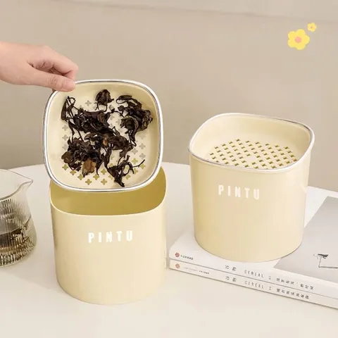 Desktop Mülleimer Mini Cremeweiß Papierkorb Für Büro Zuhause Teestube Schreibtisch Abfall Aufbewahrungsbox Mit Entwässerungsdesign