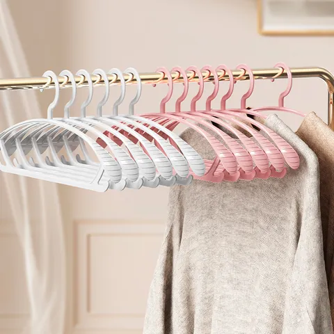 Wide Shoulder Non-Slip Clothes Hangers Trace-Free Plastic Hangers For Coats Sweaters Prevent Shoulder Bumps Home Closet Storage Organizer