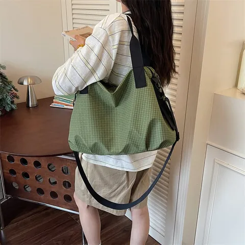 Women Large Capacity Nylon Grid Tote Bag Versatile Checkered Shoulder Bag With Adjustable Strap Casual Commuting Handbag