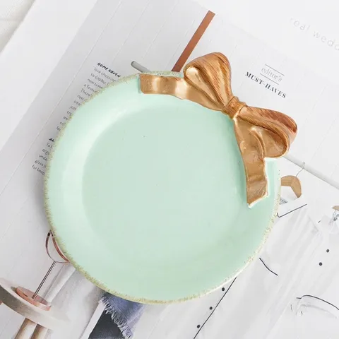 Plateau Décoratif Vintage en Résine Avec Nœud Doré Style Vieilli Assiette de Rangement Bijoux Accessoires Photo Créatifs Déco Maison