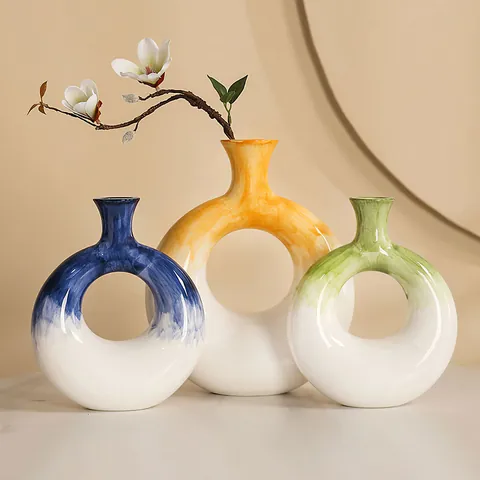 Creativa Ciambella in Resina Vaso Dipinto a Mano Nordico Minimalista Cerchio Cavo Vaso da Fiori Casa Soggiorno TV Armadietto Decor Moderno Ornamento Artistico
