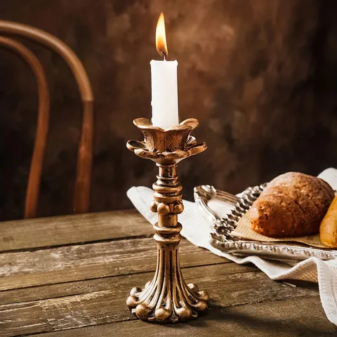 Candelabro Vintage Francés de Resina con Efecto Envejecido Forma de Flor para Cena a la Luz de las Velas Soporte de Vela Bronce Antiguo Decoración