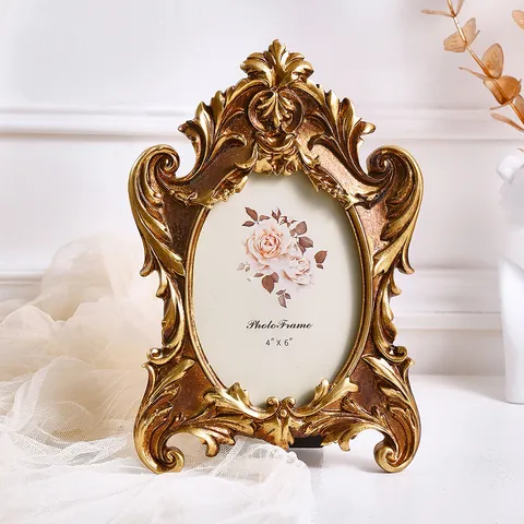 European Vintage Classical Gold Carved Resin Oval Photo Frame Luxury Baroque Court Floral Relief Tabletop Decorative Picture Frame Living Room Home Decor Office Ornament