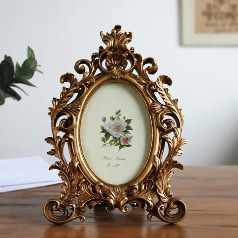 Cadre Photo Ovale en Résine Vintage Européen Effet Vieilli Or Relief Baroque Cadre de Table pour Décoration Maison Bureau