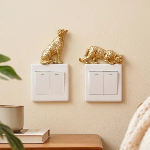 Modern Gold Leopard Switch Sticker Resin 3D Cheetah Animal Wall Decor Relief Wall Sticker Luxury Home Decor Background Wall Accent