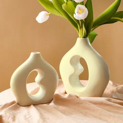Modern Minimalist Resin Hollow Bean Shaped Vase Frosted Matte Abstract Geometric Flower Vase For Home Office Table Living Room Decor