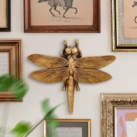Decorazione da Parete in Resina Libellula Vintage Oro Antico Scultura Ali di Animale Per Soggiorno Camera da Letto Creativa