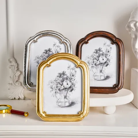 French Vintage Resin Photo Frame Arched Door Shape Decorative Desktop Display Antique Gold Silver Bronze Ornate Carved Picture Frame For Living Room Bedroom Entrance