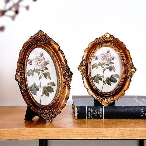 European Vintage Oval Resin Photo Frame Bronze Floral Relief Antique Style Tabletop Decoration Rose Art Picture Frame Home Decor
