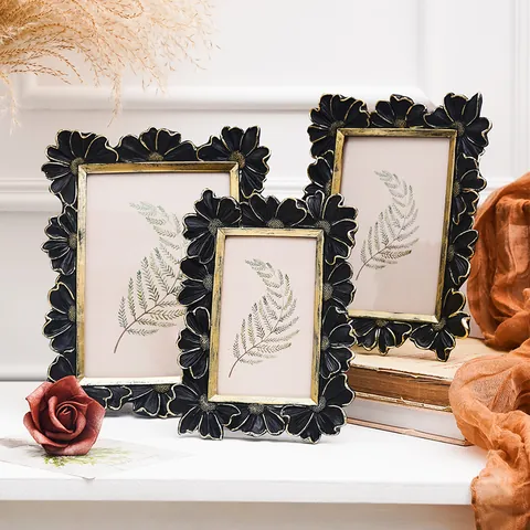 Französischer Vintage Harz Fotorahmen Mit 3D Gänseblümchen Relief Goldrand Dekorativer Bilderrahmen Für Home Office Dekor